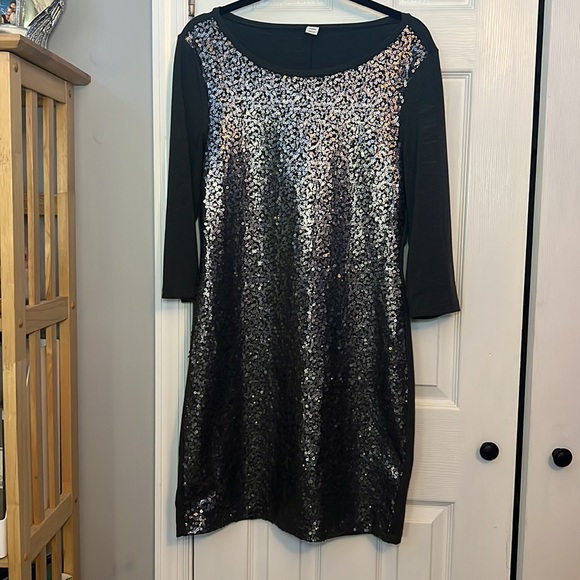 Old Navy Sequin Dress Size M - Picture 3 of 3